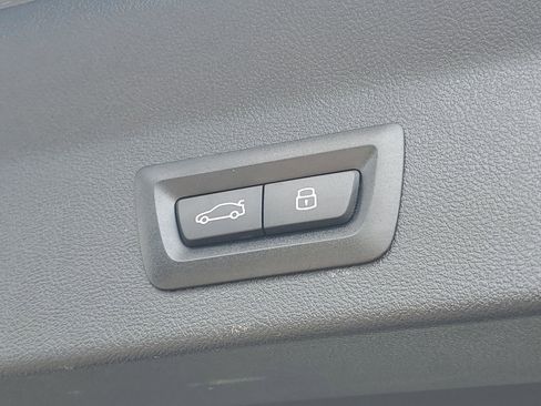 Certified 2024 BMW X3 xDrive30i w/ Premium Package image 27