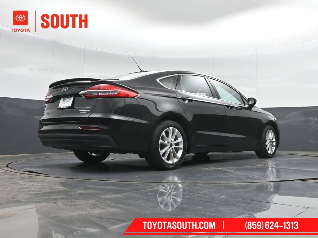 Used 2020 Ford Fusion Energi Titanium FWD image 39