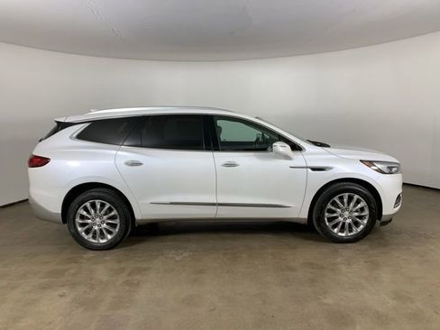 Used 2018 Buick Enclave Premium w/ Experience Buick Package image 7