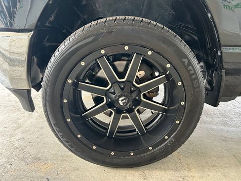 Used 2019 RAM 1500 Big Horn RWD image 14