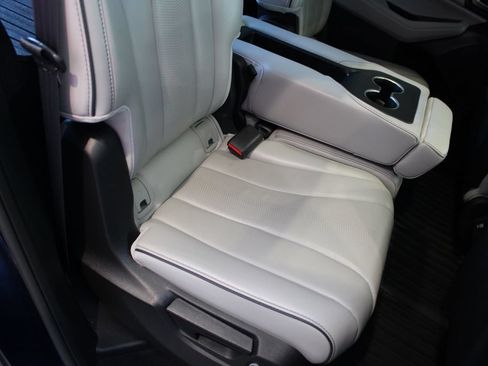 Used 2023 Acura MDX SH-AWD w/ Advance Package image 26