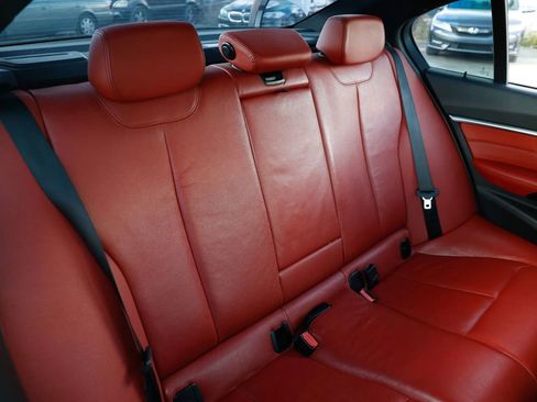 Used 2017 BMW 340i Sedan image 18