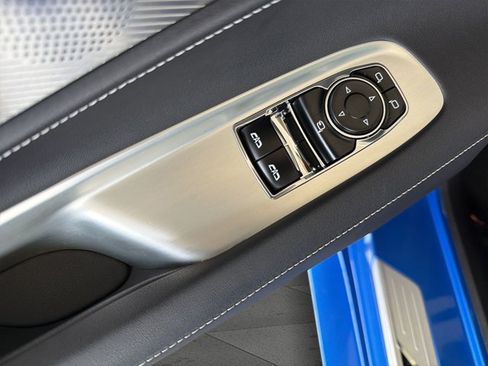 Used 2024 Chevrolet Corvette Stingray Preferred Cpe w/ Z51 Performance Package RWD image 9