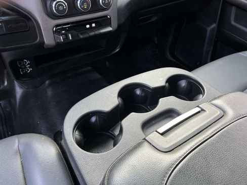 Used 2022 RAM 2500 Tradesman w/ Chrome Appearance Group image 31