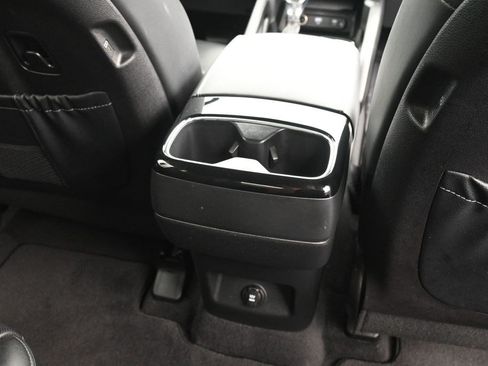 Used 2023 Kia Telluride S FWD image 14