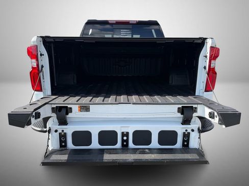 Used 2025 Chevrolet Silverado 1500 LT Trail Boss w/ Convenience Package II image 10