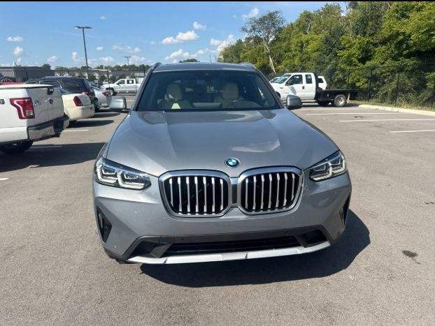 Used 2023 BMW X3 xDrive30i w/ Premium Package AWD/4WD image 5