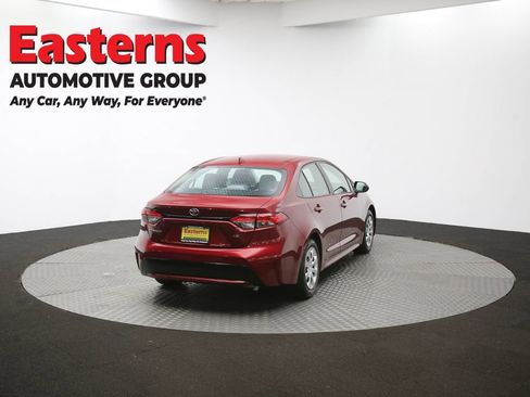 Used 2022 Toyota Corolla LE image 35