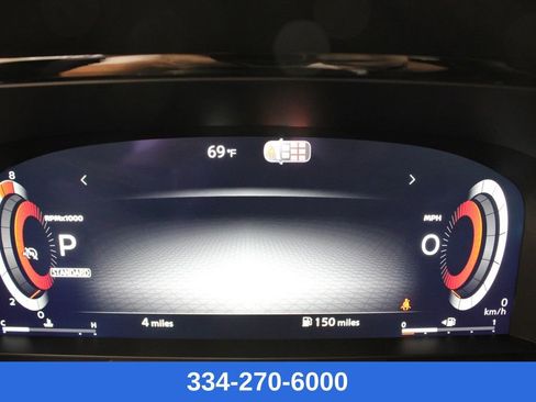 New 2026 Nissan Pathfinder SL image 9