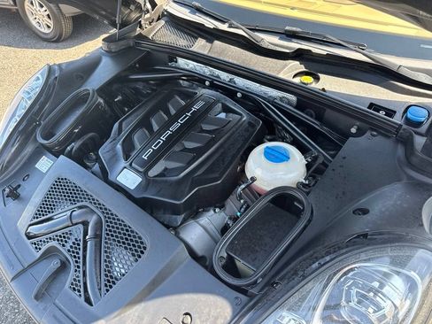 Used 2016 Porsche Macan S AWD/4WD image 44