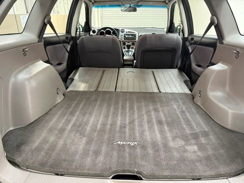 Used 2005 Toyota Matrix XR image 21