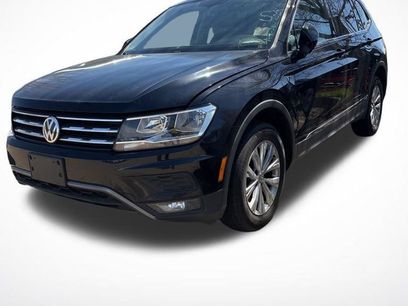 Used 2018 Volkswagen Tiguan SE