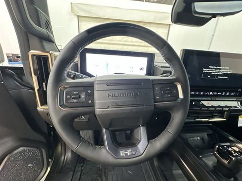 Used 2024 GMC Hummer EV 3X w/ LPO, Illumination Package image 12