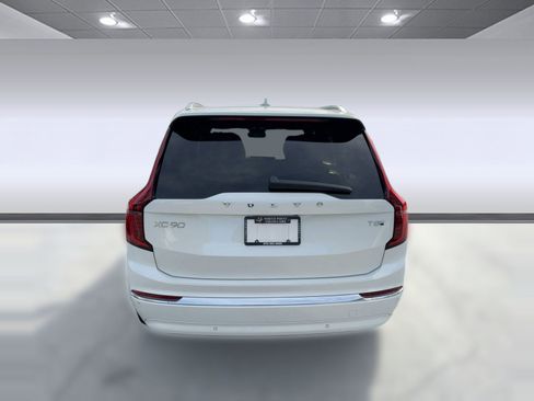 New 2026 Volvo XC90 T8 Plus image 10