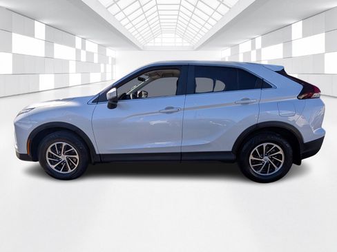 Used 2022 Mitsubishi Eclipse Cross ES image 4