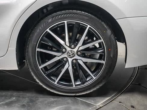 Certified 2023 Toyota Camry SE image 11