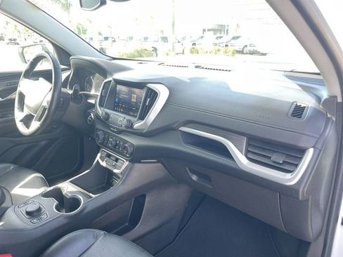 Used 2023 GMC Terrain SLT FWD image 28