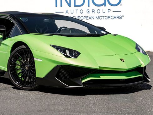 Used 2017 Lamborghini Aventador LP 750-4 Superveloce image 5