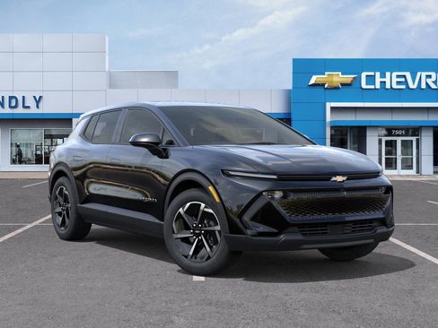 New 2026 Chevrolet Equinox EV LT image 7