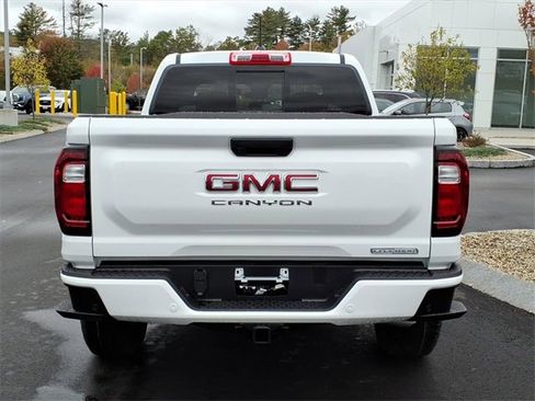 New 2026 GMC Canyon Elevation image 5