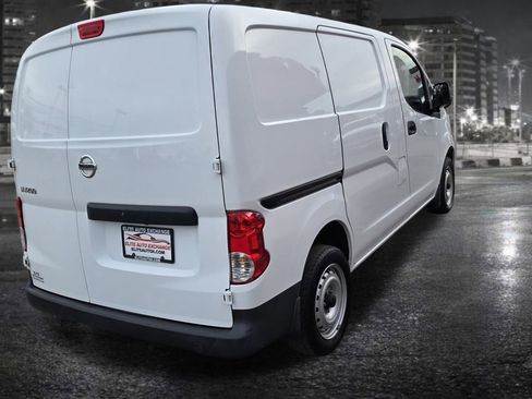 Used 2021 Nissan NV200 S image 9