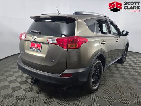 Used 2014 Toyota RAV4 LE FWD image 8