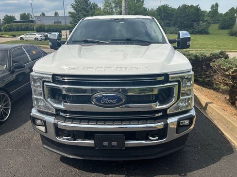 Used 2022 Ford F250 XLT w/ XLT Premium Package AWD/4WD image 2