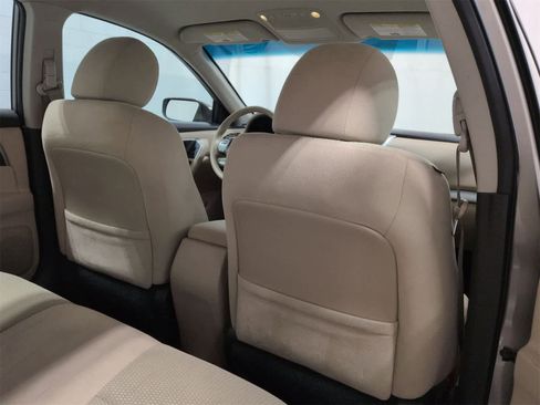 Used 2015 Nissan Altima 2.5 SV image 19