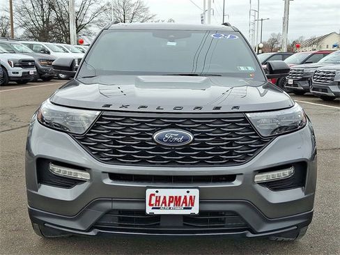 Certified 2024 Ford Explorer ST-Line w/ Class IV Trailer Tow Package image 2