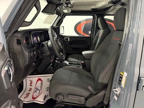New 2026 Jeep Wrangler Unlimited Rubicon w/ Safety Group image 10