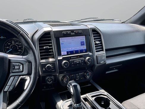 Used 2020 Ford F150 XLT w/ Equipment Group 302A Luxury AWD/4WD image 6
