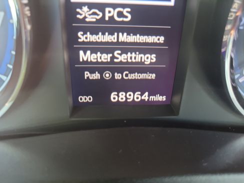Used 2019 Toyota Corolla SE FWD image 32
