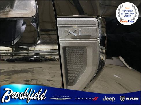 Used 2022 Ford Maverick XL image 10