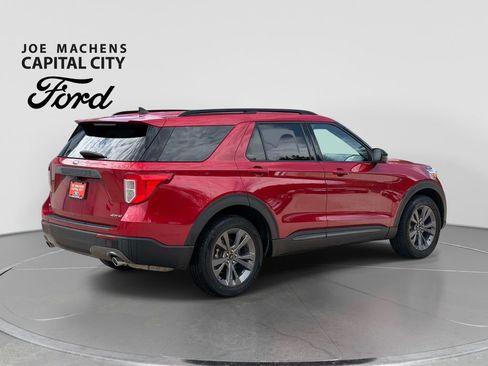 Used 2023 Ford Explorer XLT w/ Equipment Group 202A AWD/4WD image 5
