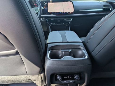 New 2026 Chevrolet Traverse Z71 w/ Enhanced Driving Package AWD/4WD image 29