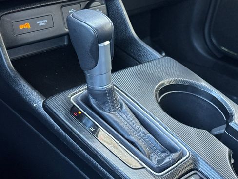 Used 2024 Honda Civic Sport image 17