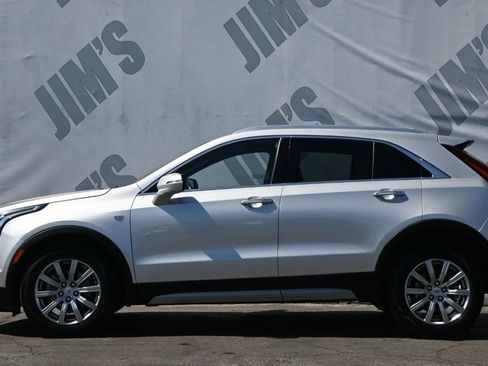 Used 2022 Cadillac XT4 Premium Luxury w/ Safety Alert Package image 6