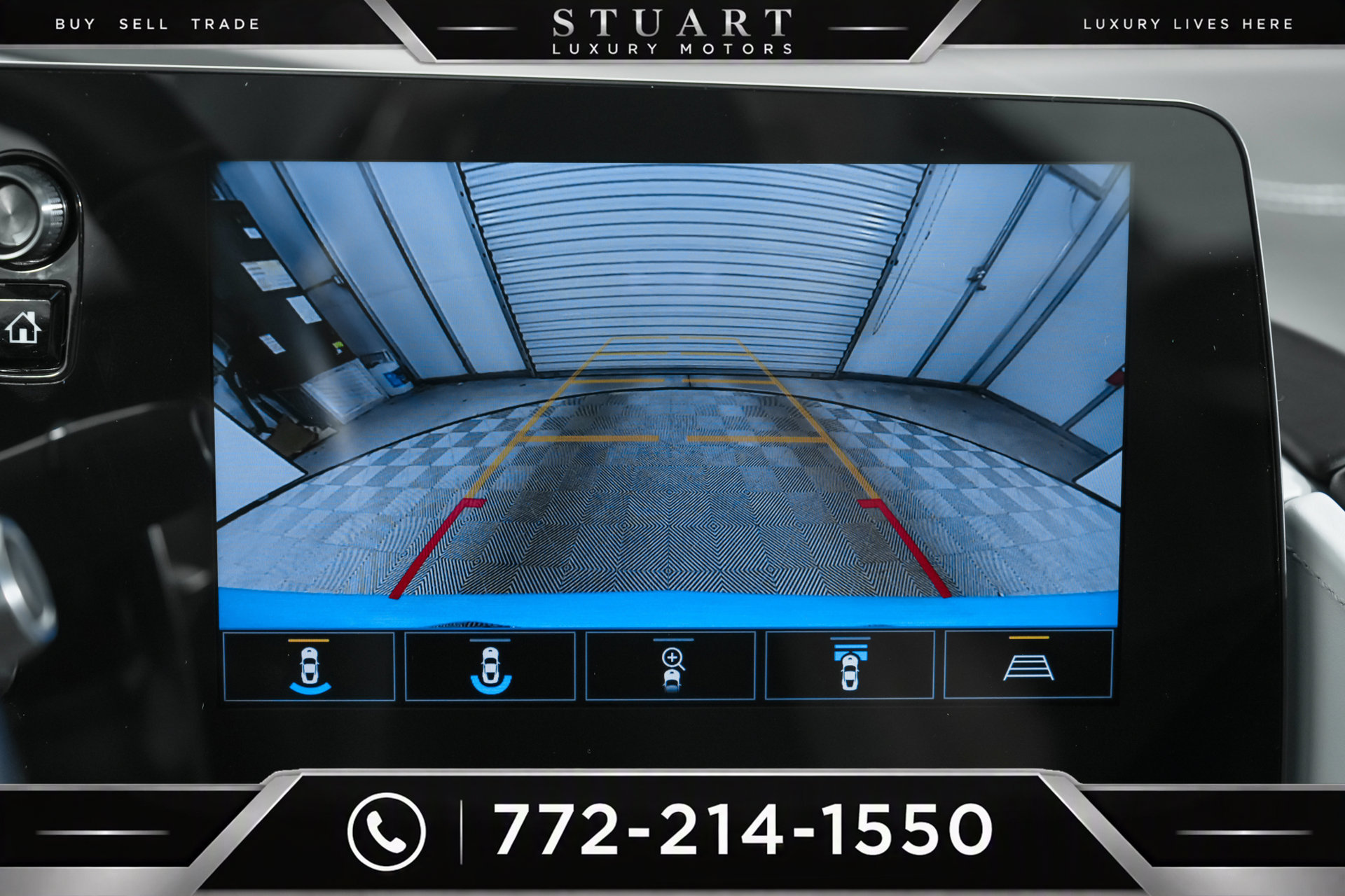 Used 2021 Chevrolet Corvette Stingray Premium Cpe w/ Z51 Performance Package RWD image 23