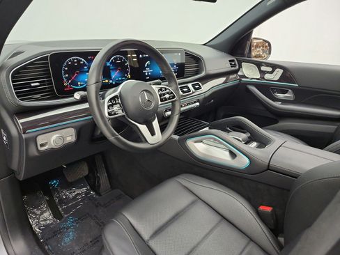 Used 2021 Mercedes-Benz GLS 450 4MATIC image 12