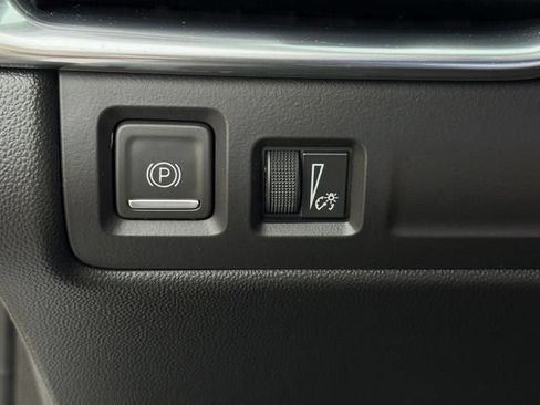 Used 2023 Cadillac XT4 Sport FWD image 21