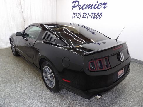 Used 2014 Ford Mustang Premium RWD image 4