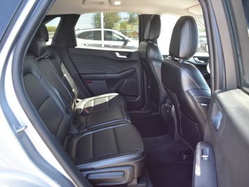Used 2023 Ford Escape Platinum AWD/4WD image 42