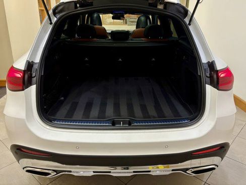 New 2026 Mercedes-Benz GLC 300 image 23