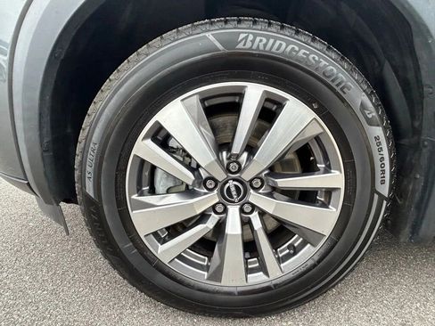 Used 2022 Nissan Pathfinder SL FWD image 35