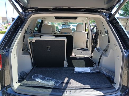New 2026 Volkswagen Atlas SE FWD image 20