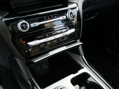 Used 2023 Ford Explorer ST-Line image 28