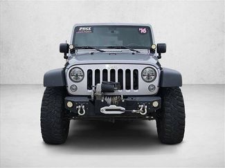 Used 2016 Jeep Wrangler Unlimited Rubicon w/ Connectivity Group AWD/4WD video 2