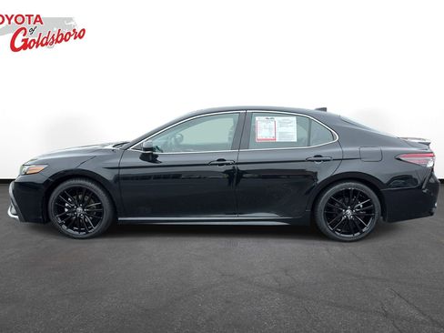 Used 2021 Toyota Camry XSE image 8