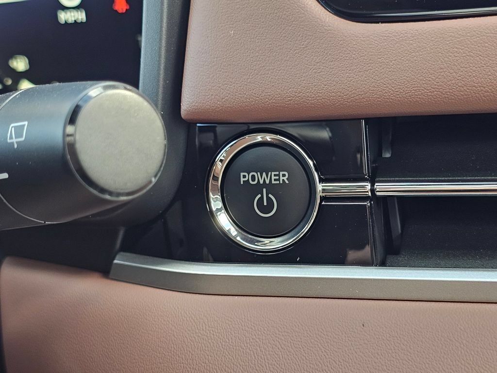 New 2026 Mitsubishi Outlander SEL AWD/4WD image 30