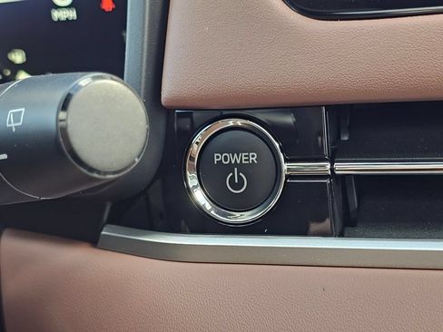 New 2026 Mitsubishi Outlander SEL AWD/4WD image 30